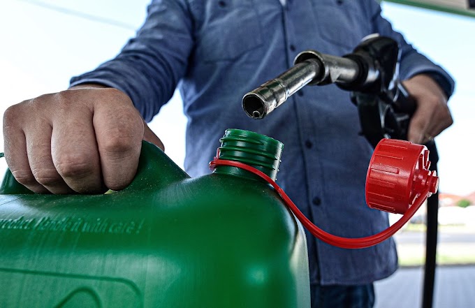 Péntektől tovább csökken az üzemanyagok ára