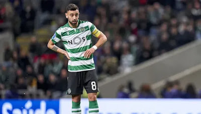 MANCHESTER UNITED TERUS KEJAR TANDA TANGAN BRUNO FERNANDES