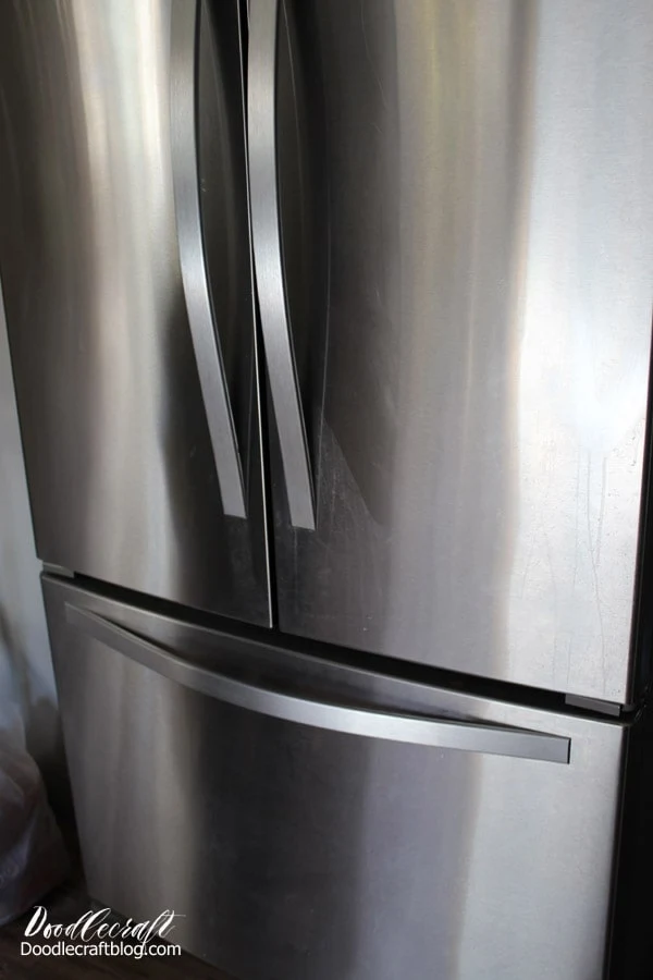 Best Stainless Steel Appliance Cleaner Budget Friendly! Keep stainless steel looking smudge free using 2 simple ingredients you probably already have.