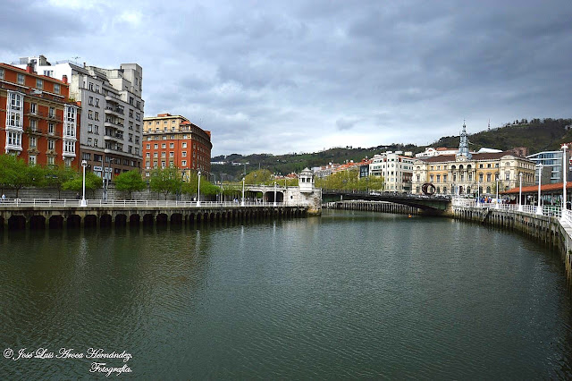 Vista de la Ría del Nervión.