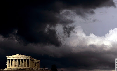 Χρεοκοπία τον Μάρτιο βλέπουν οι Sunday Times