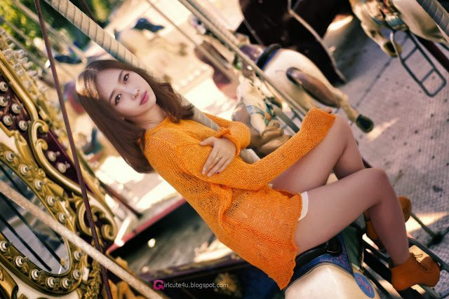 4 Shin Hae Ri outdoor - very cute asian girl-girlcute4u.blogspot.com