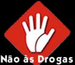 DROGAS, mal que mata pela raiz