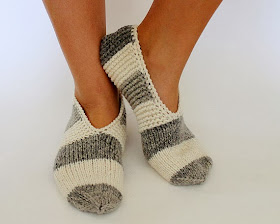 https://www.etsy.com/listing/162083216/striped-knitted-lambswool-women-slippers?ref=related-0