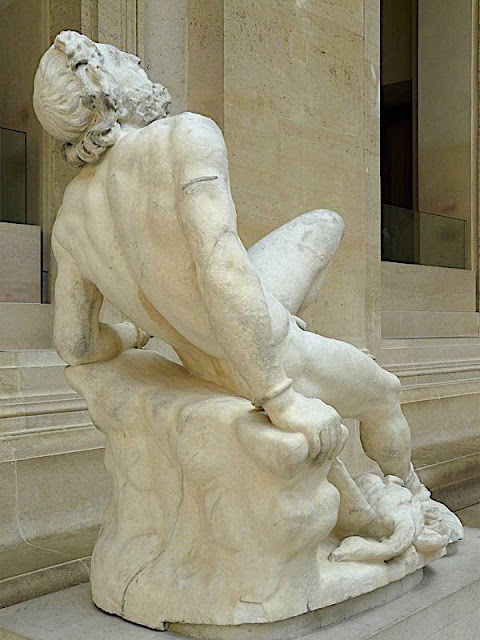 James Pradier ( 1790-1852)  Prométhée, 1827,  Marbre Blanc,   Musée du Louvre