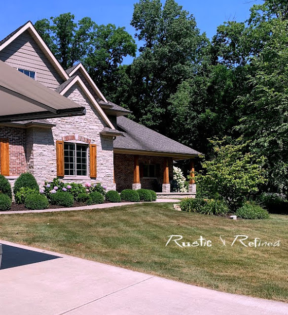 Lake County Indiana Master Gardener Garden Walk - House 4 Tour of gorgeous annuals, perennials and a porch!