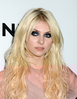 Taylor Momsen Long Hairstyles