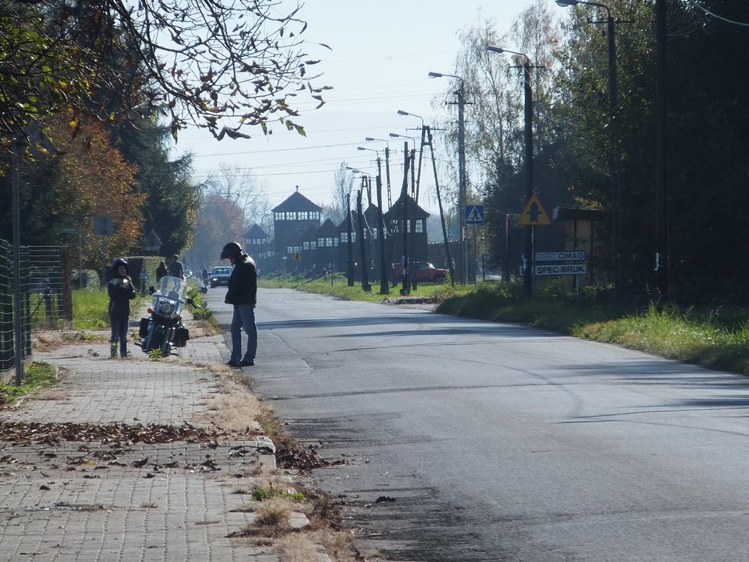 Dobry psycholog Warszawa opowiada - Brzezinka dziś. Historia i współczesność