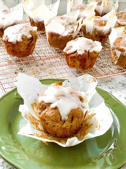 Banana Carrot Muffins are a cross between banana bread and carrot cake, all the cozy ingredients that make this breakfast treats so delightful.