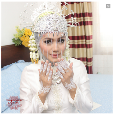 Mehndi Tangan Pengantin