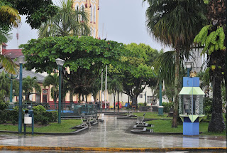 imagen de la plaza de armas de iquitos