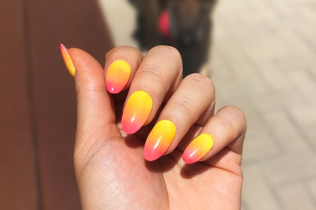 Sunset Ombré Gel Nail