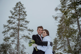 Kakslauttanen Arctic Resort finlandia cocok untuk pasangan muda