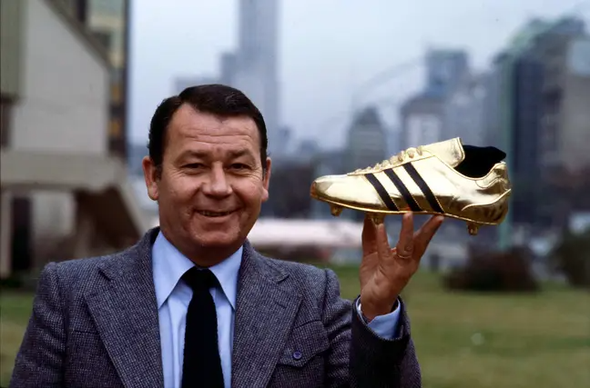 'France Legend' and World Cup record holder Just Fontaine dies at age 89
