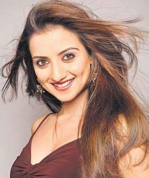 Kulraj Randhawa Wiki & Hot Pics