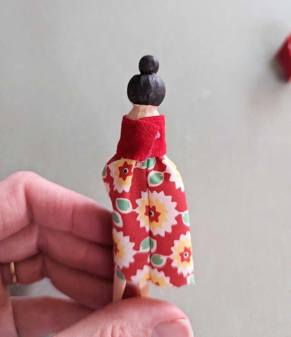 Christmas in April - Clothespin Dolls