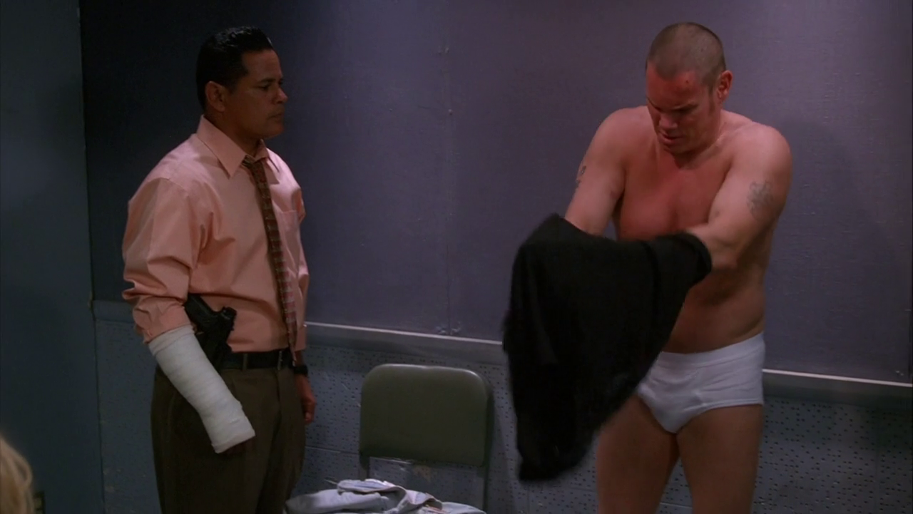 ausCAPS: Geoff Meed shirtless with Connor Trinneer in The Closer 5-12  