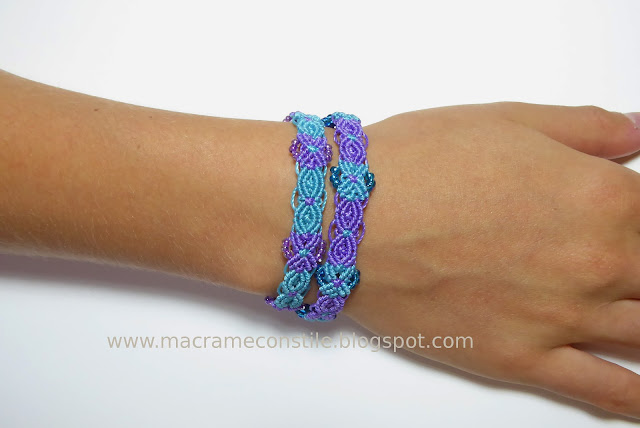 macrame bracciali gemelli azzurri indossati