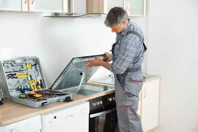 Refrigerator repair service