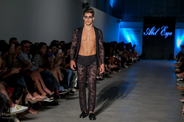 desfile moda en  Alicante