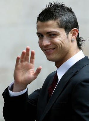 CRISTIANO RONALDO COOL HAIRSTYLE