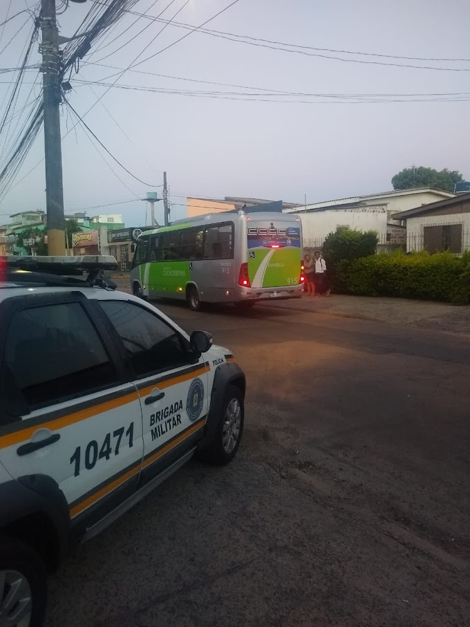 Brigada Militar realiza ações de prevenção nas paradas de ônibus de Cachoeirinha