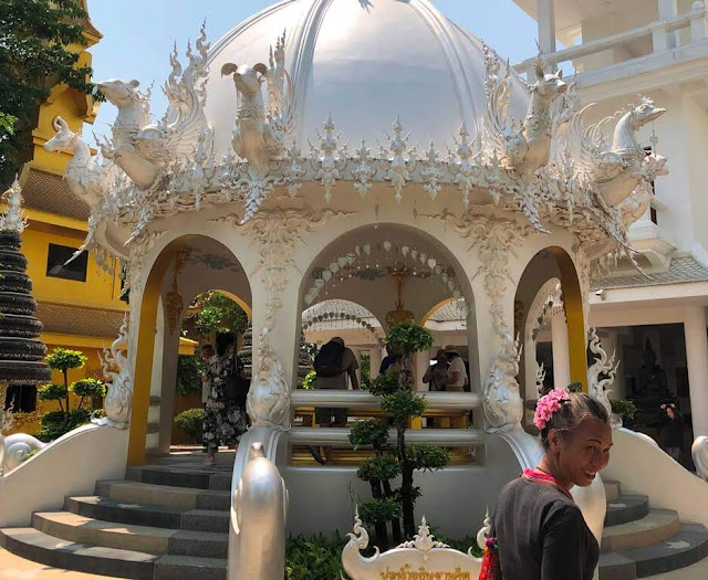 Wat Rong Khun - Templo Branco (White Temple) - Tailândia 