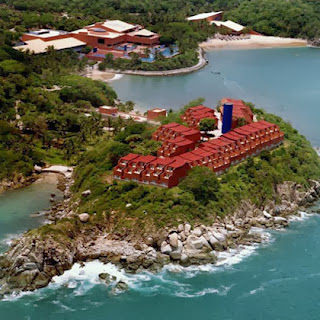 Vacaciones en Huatulco Las Brisas Huatulco todo incluido con vista aerea del hotel