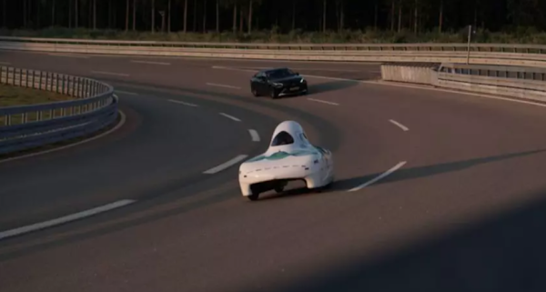 A hydrogen-powered car 