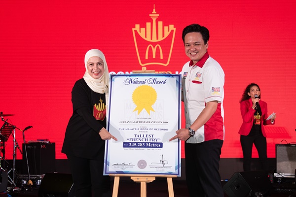 McDonald's Cipta Rekod, Menara KL jadi 'Kentang Goreng' Tertinggi di Malaysia