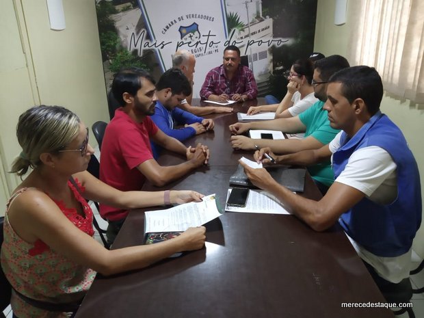 Comissão de Saúde da Câmara de Santa Cruz se reúne com secretário de Saúde e Agentes Comunitários