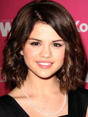 selena gomez short hair