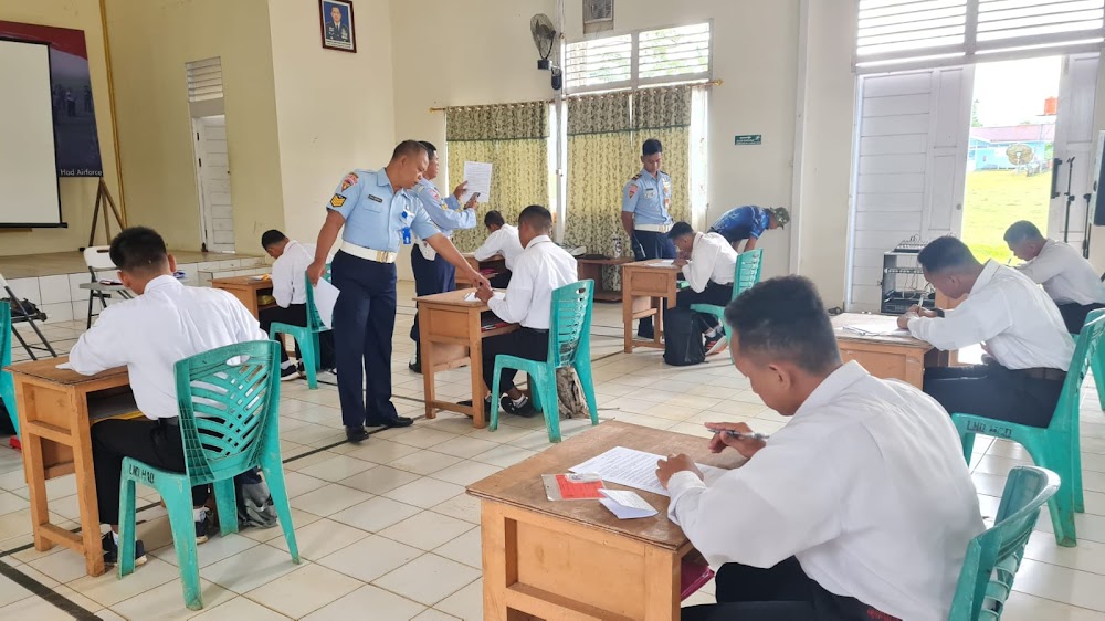 Test Screening Pomau Calon Siswa Gel.I Tamtama PK TNI AU Di Lanud Harry Hadisoemantri.