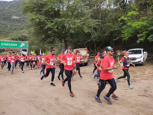 Trail Run Chapada Norte  Foi dada a largada da primeira caminhada em trilha de Jacobina. 