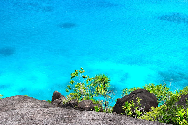 Farbenspiel an Anse Source d’Argent La Digue