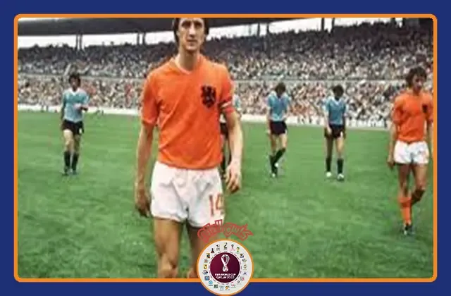 كأس العالم ألمانيا 1974كرويف يرتدي قميص ذو شريطين