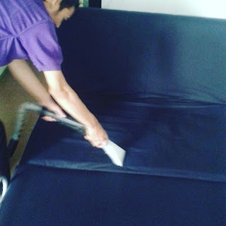 cuci sofa antapani