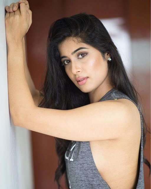 Nikitha Sharma model actress latest spicy photoshoot pics