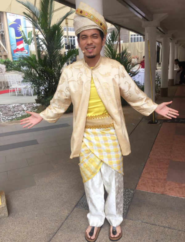 Pasti Ramai Tidak Tahu..Kisah Disebalik Penghijrahan Mark Adam Ke Malaysia Yang Menyentuh Hati!