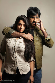 Raviteja n Spicy Charmi Dongala Mutha Movie Stills photos