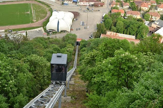 Spre Cetatea Deva cu funicularul