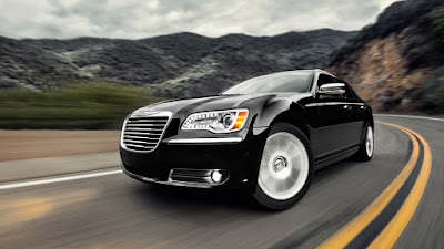 2016 Chrysler 300  side look hd wallpapers