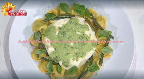 Tortelli ripieni di pesto e prescinseua ricetta Ivano Ricchebono