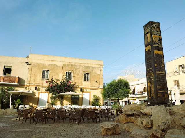 Obelisco Pomodoro Lampedusa