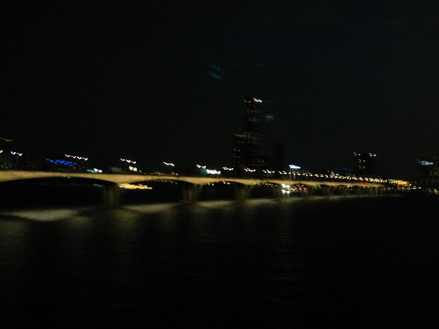 Another bridge over the Han river at night