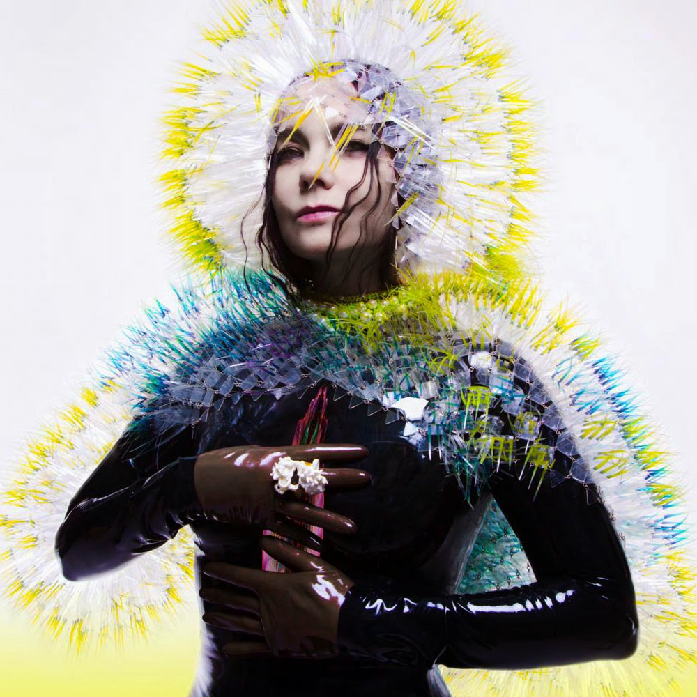 A redenção de Björk no vídeo de ‘Family’ como teaser do álbum ‘Vulnicura’
