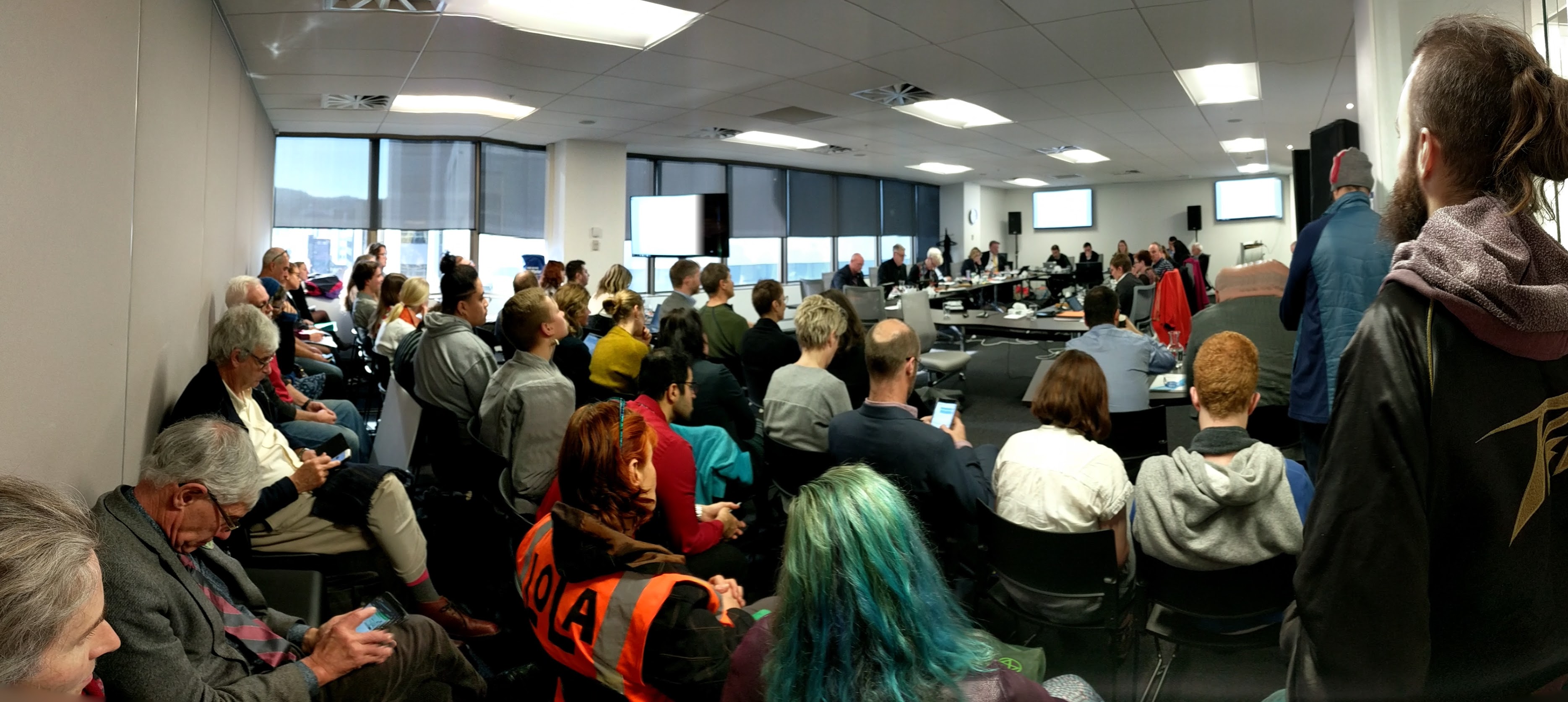 Citizens and Councillors at a Wellington City Council meeting