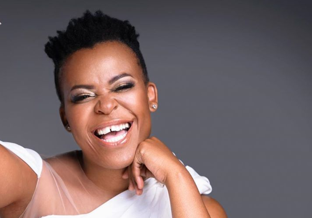 Drama As Zodwa Wabantu Forgets About The Show While Enjoying PUNANI with Bae