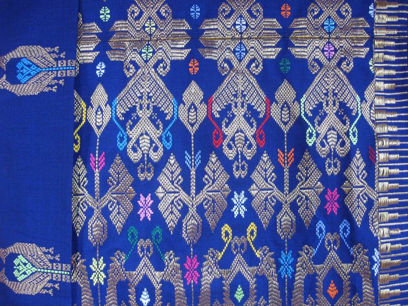 GAMBAR MOTIF KAIN TENUN SASAK LOMBOK SECARA UMUM ~ SHOFYAN 91