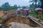 Bupati Tinjau Jembatan Putus di Lae Mrempat Pakpak Bharat.